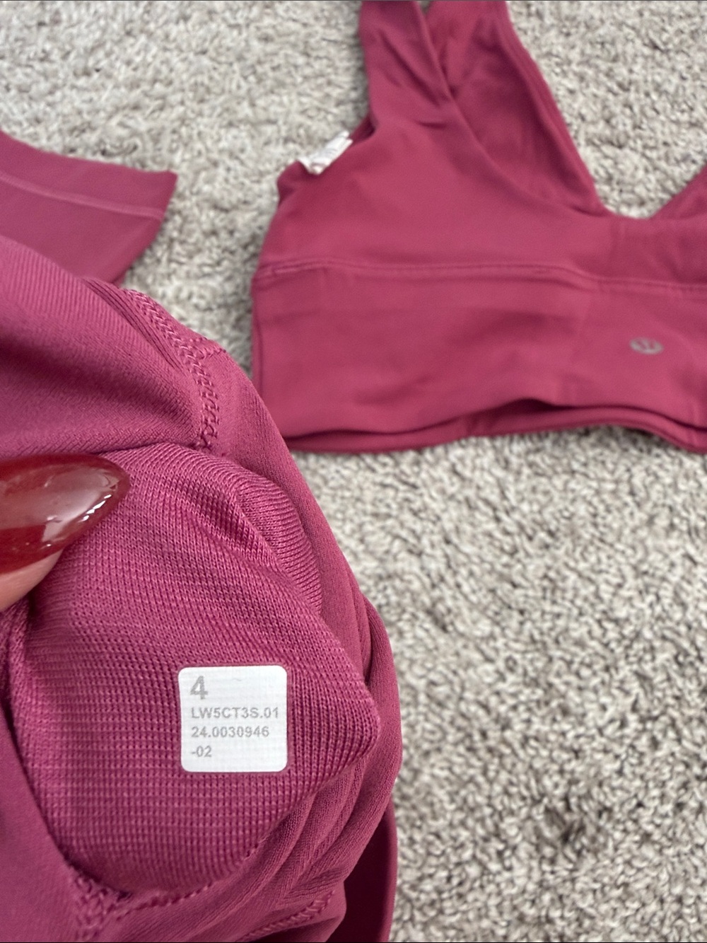 lululemon athletica Women's Deep Rose Sports Bra and Leggings Set - Picture 2 of 3